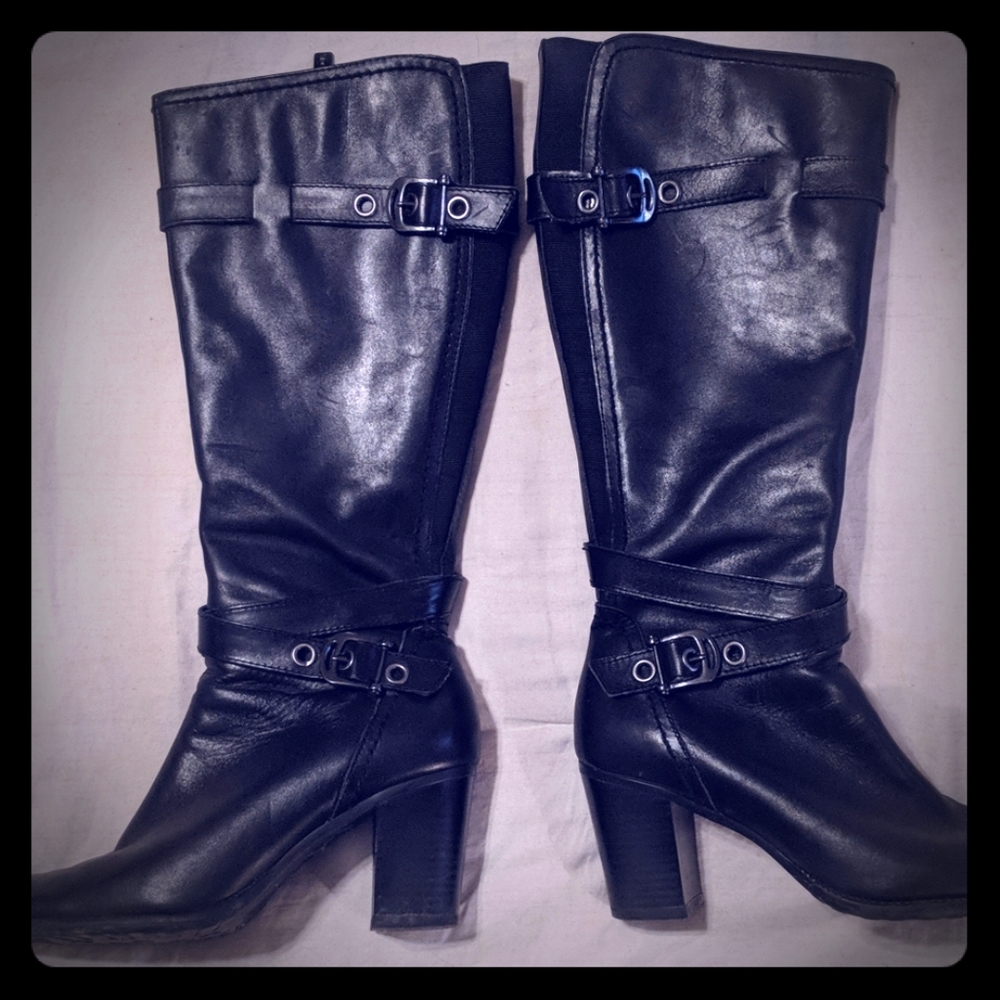 Spring heeled leather dress boots. Gently worn.